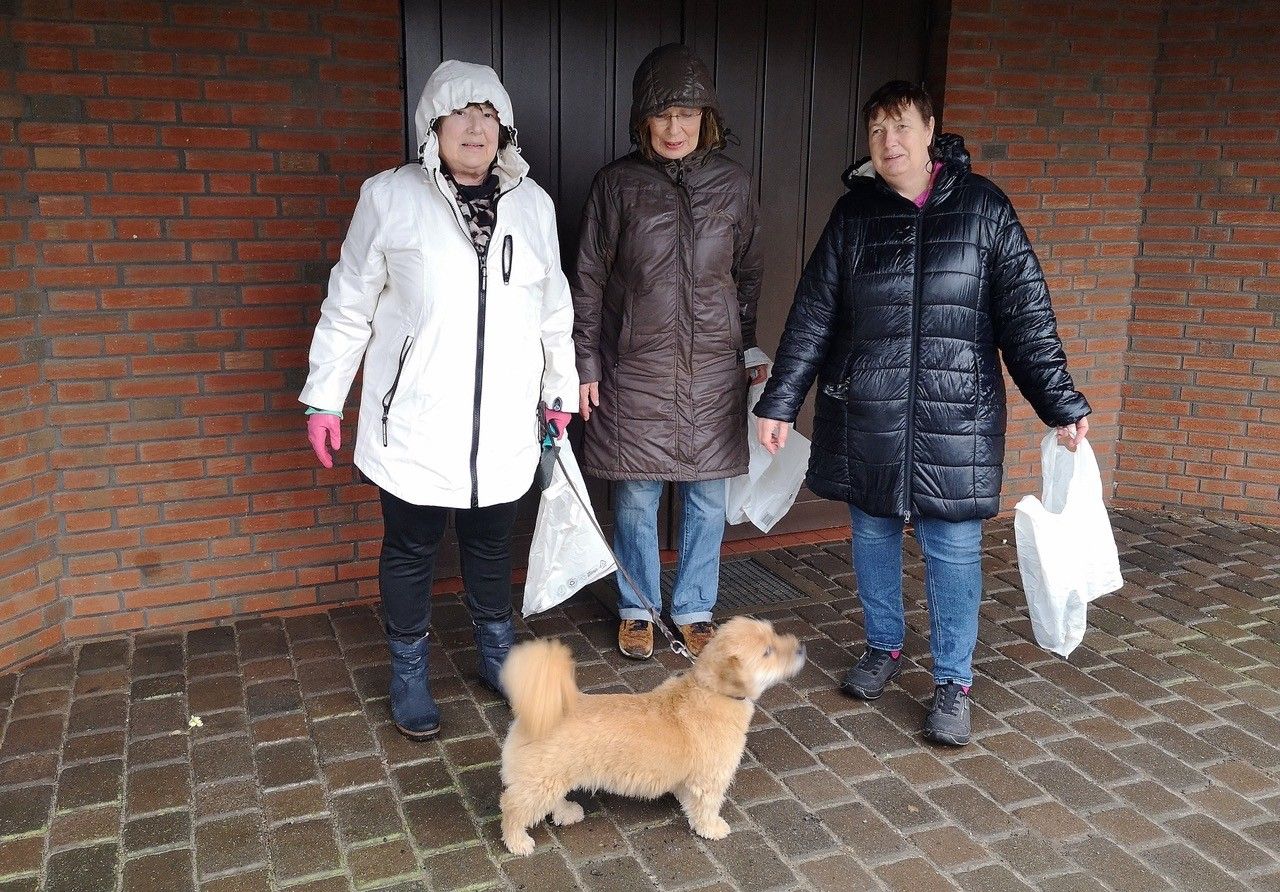 Gemeinsamer Einsatz gegen den Hundekot